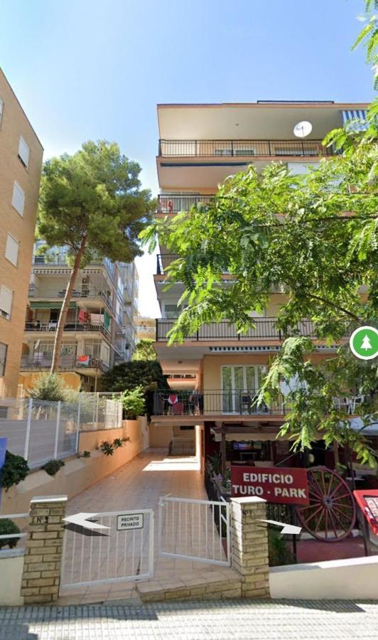 Apartamento En Salou Con Las Vistas Al Port Aventura Exterior photo